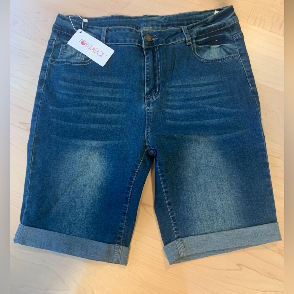 Roswear roll hem stretch jean shorts L/XL